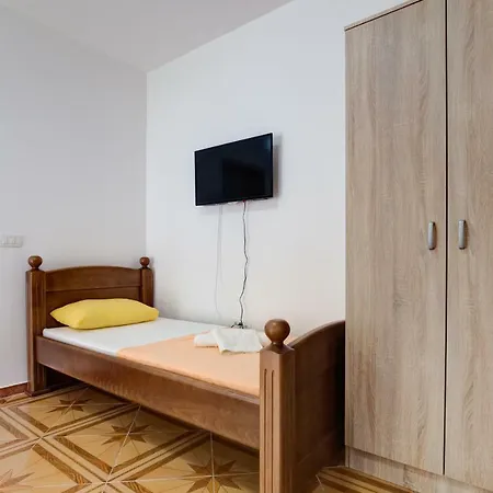 Village Holiday Kralj فندق مبيت وإفطار