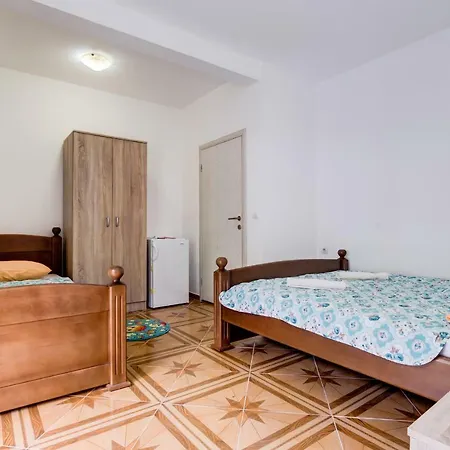 Village Holiday Kralj فندق مبيت وإفطار